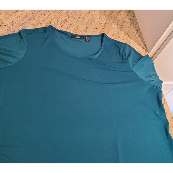 Susan Graver Artisan Size 1X Liquid Knit Tunic with Asymmetric Hem Embellished - Picture 11 of 16